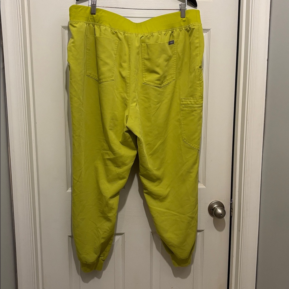 Figs Zamora joggers - Picture 4 of 6
